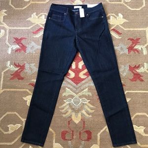 NWT Loft curvy skinny size 28/6